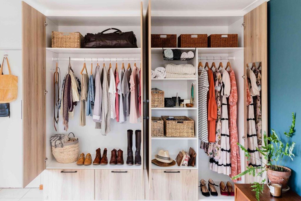 How to Dress Classy & Look Expensive on Any Budget