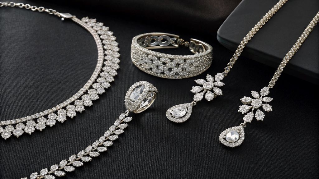 5 luxury jewellery trends you need on your radar